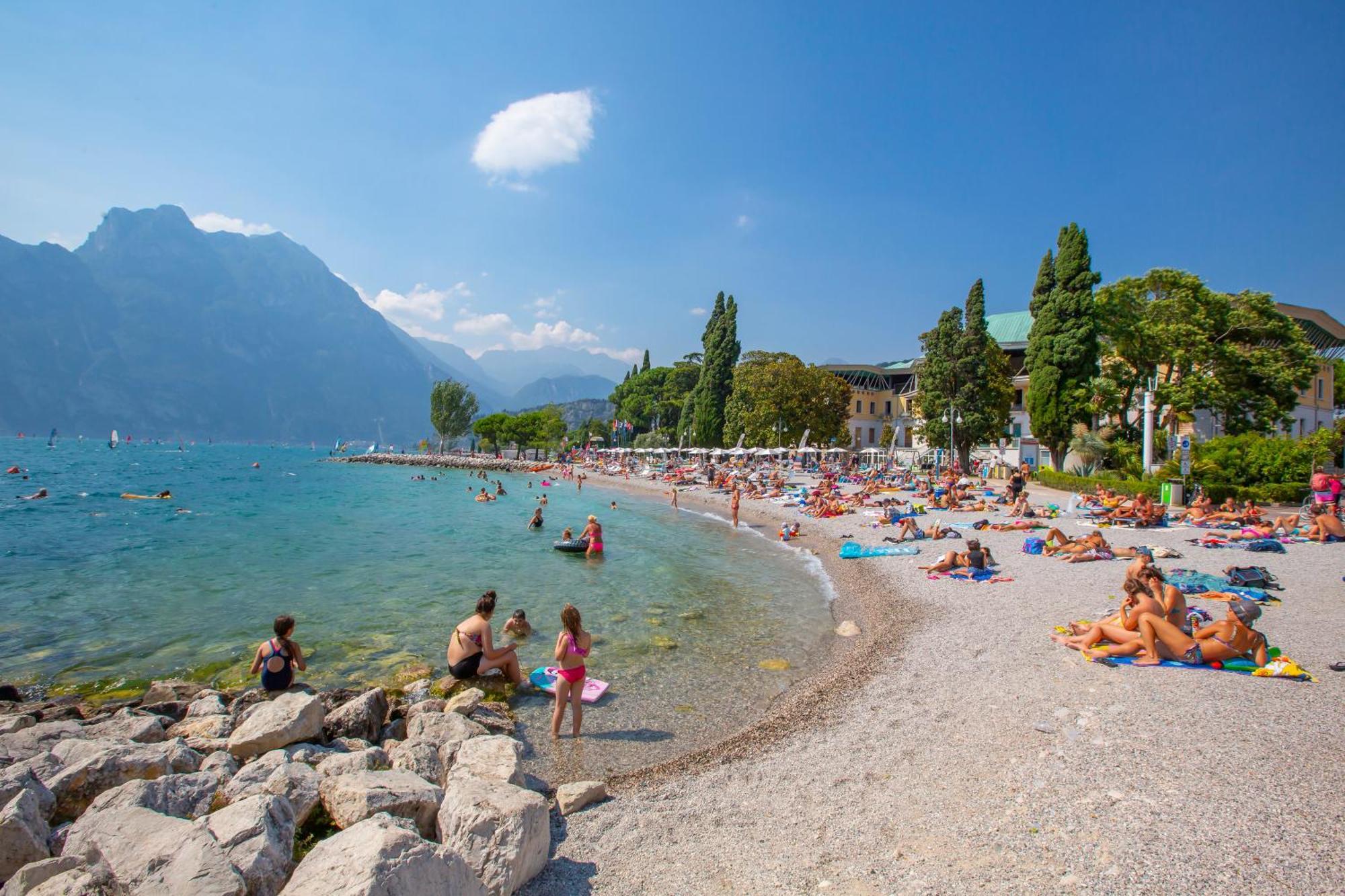 Appartamento Miorelli Torbole Sul Garda Exterior foto