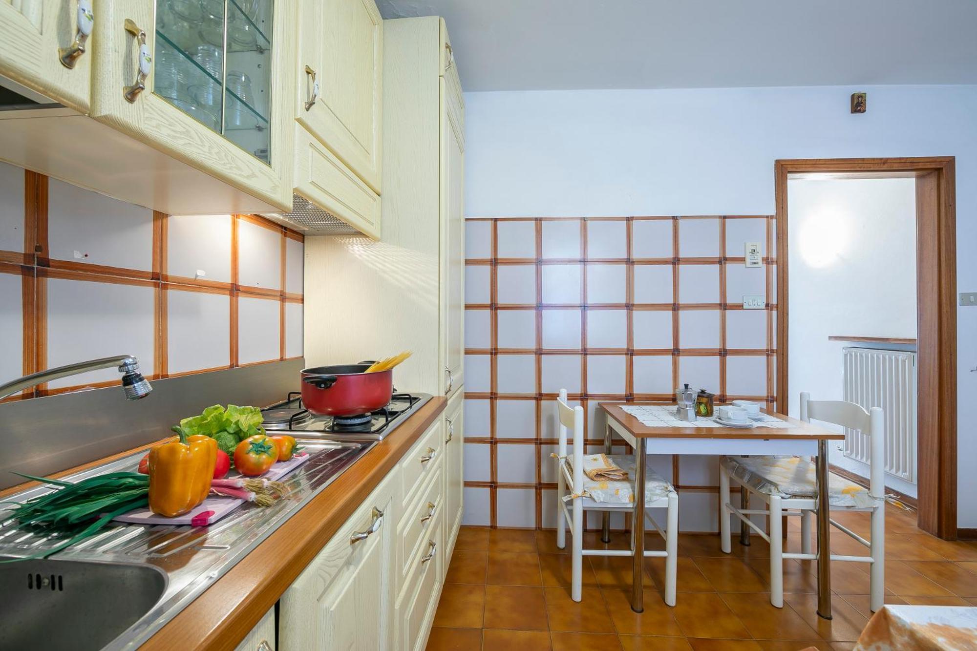 Appartamento Miorelli Torbole Sul Garda Exterior foto